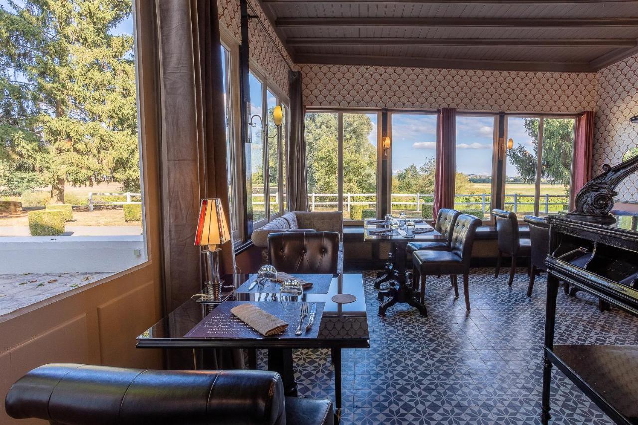Logis Auberge Du Port Базей Экстерьер фото