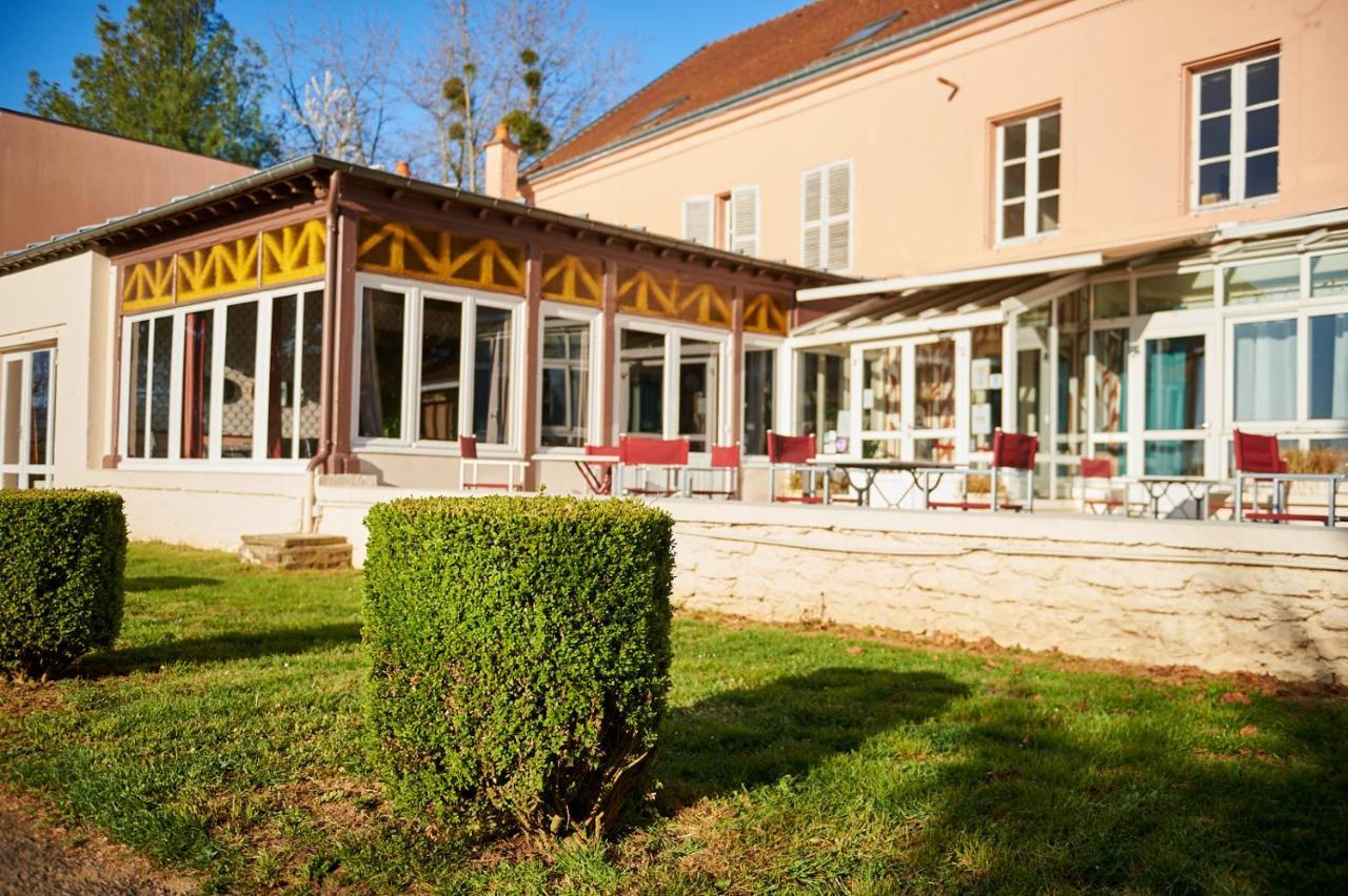 Logis Auberge Du Port Базей Экстерьер фото
